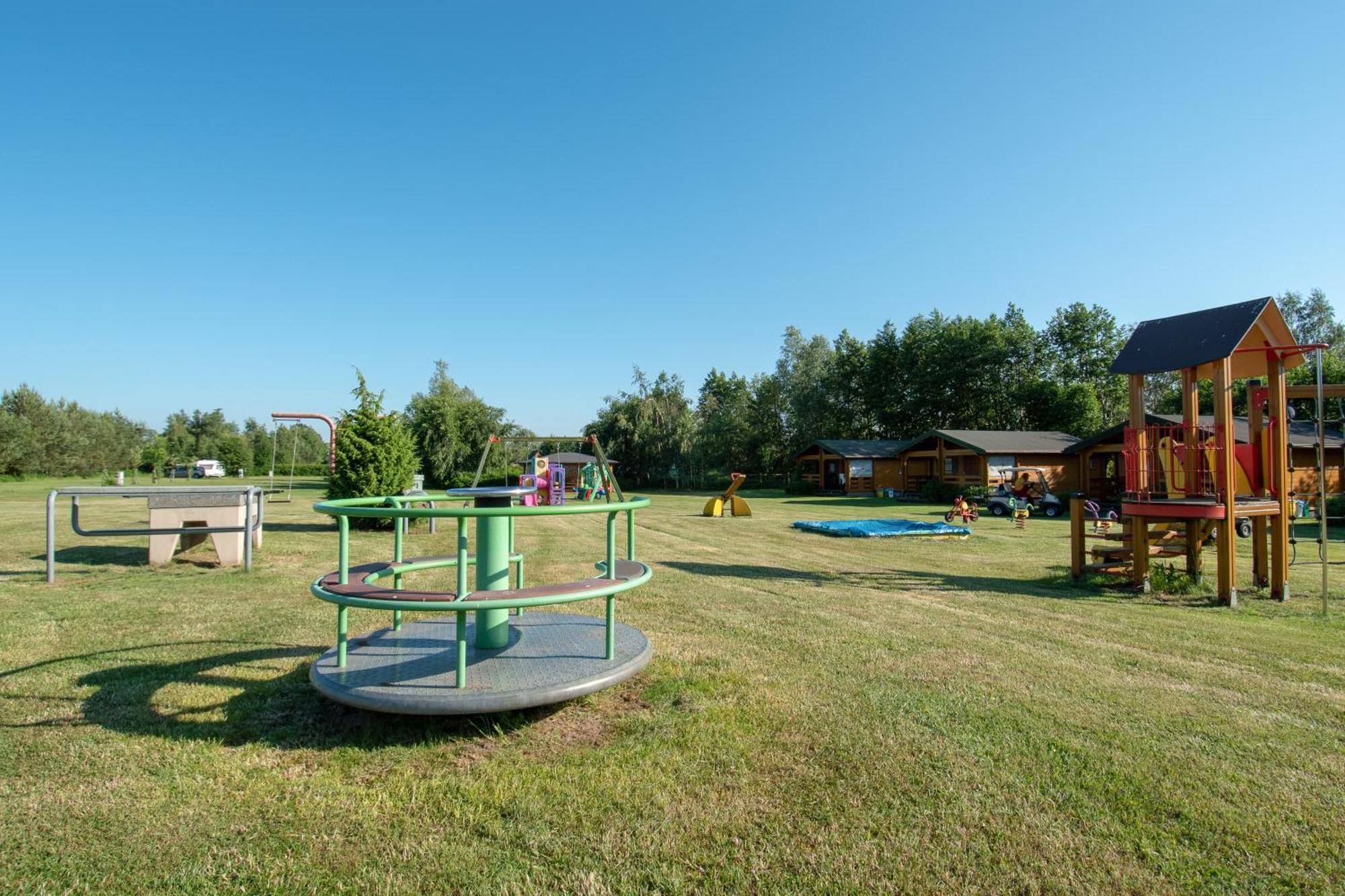 Bajkowy Zakatek Rusinowo - Dwa Baseny, Silownia, Plac Zabaw, Bardzo Blisko Plazy Luaran gambar