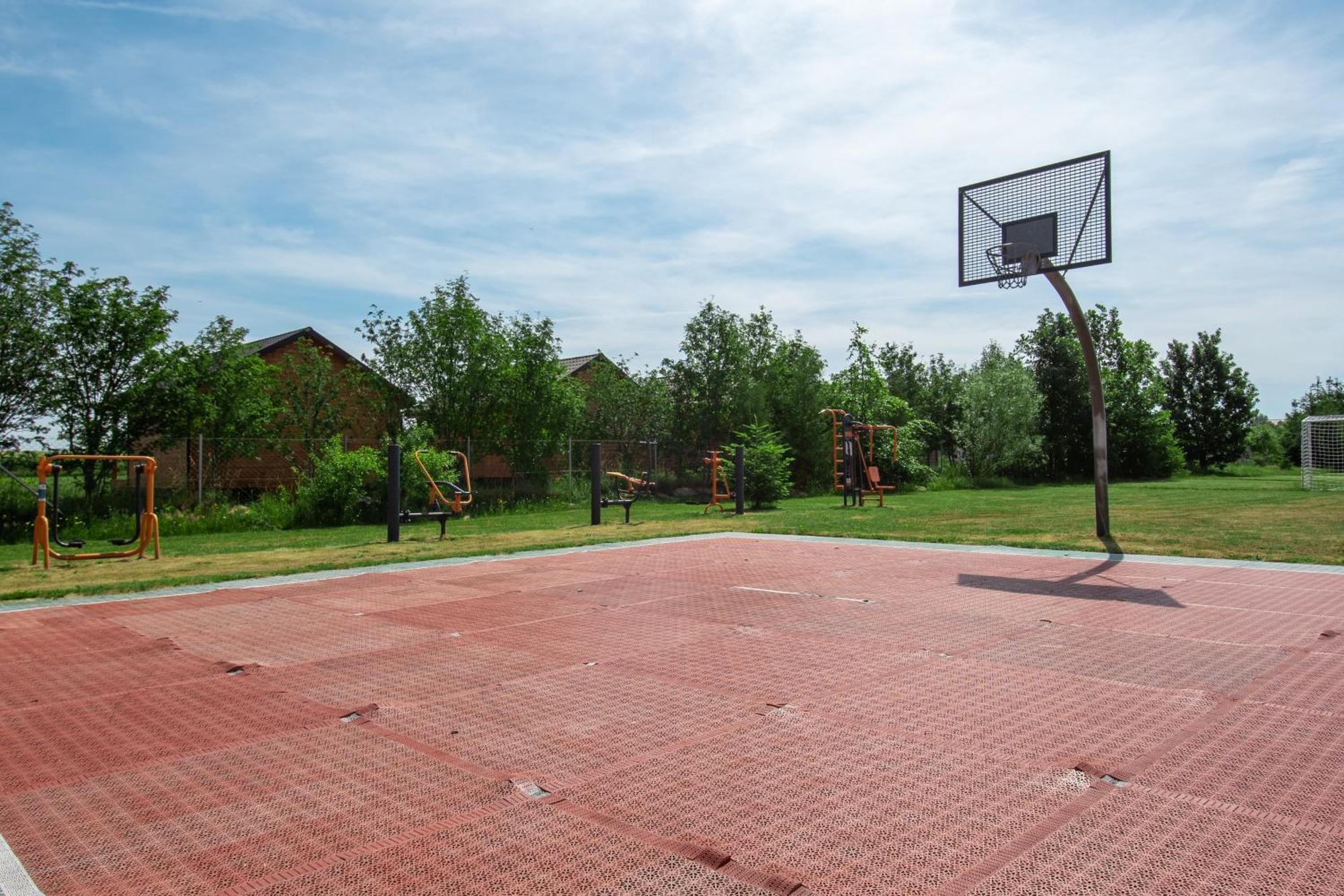 Bajkowy Zakatek Rusinowo - Dwa Baseny, Silownia, Plac Zabaw, Bardzo Blisko Plazy Luaran gambar